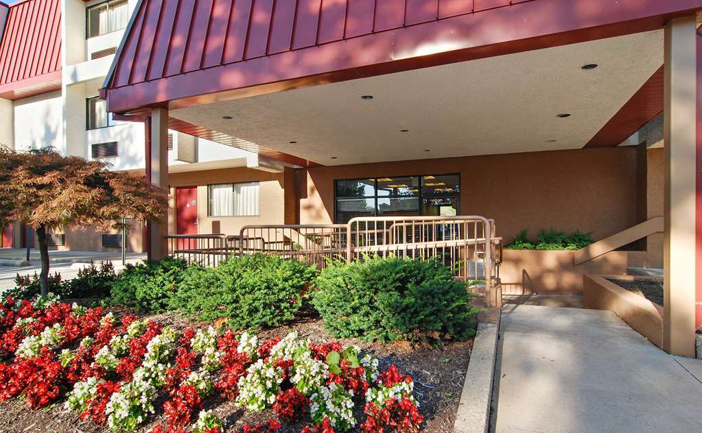 Red Roof Inn Cincinnati East - Beechmont Cherry Grove Zewnętrze zdjęcie